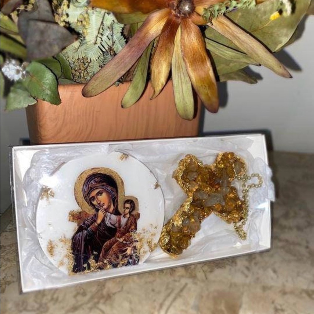 RELIGIOUS ICON & CROSS CITRINE & QUARTZ - Picture 1 of 3